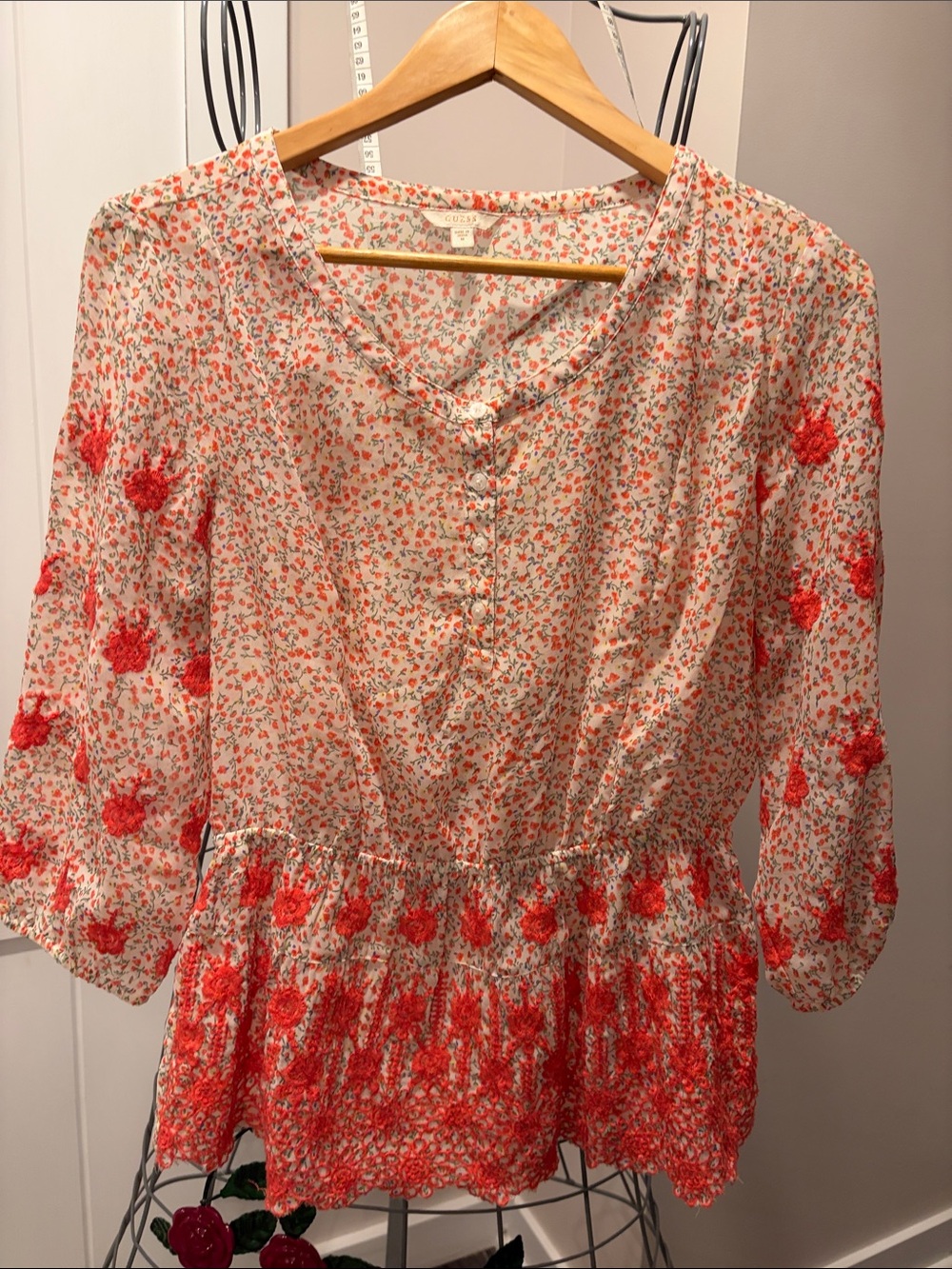 Guess Floral blouse with Embroidery